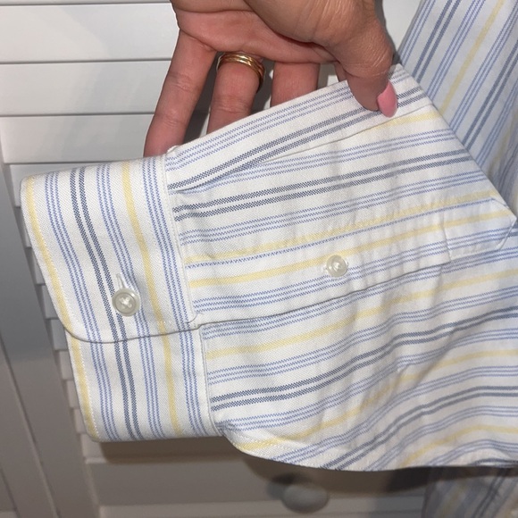 L. L. BEAN Men traditional fit Shirt button sleeve - Picture 4 of 5